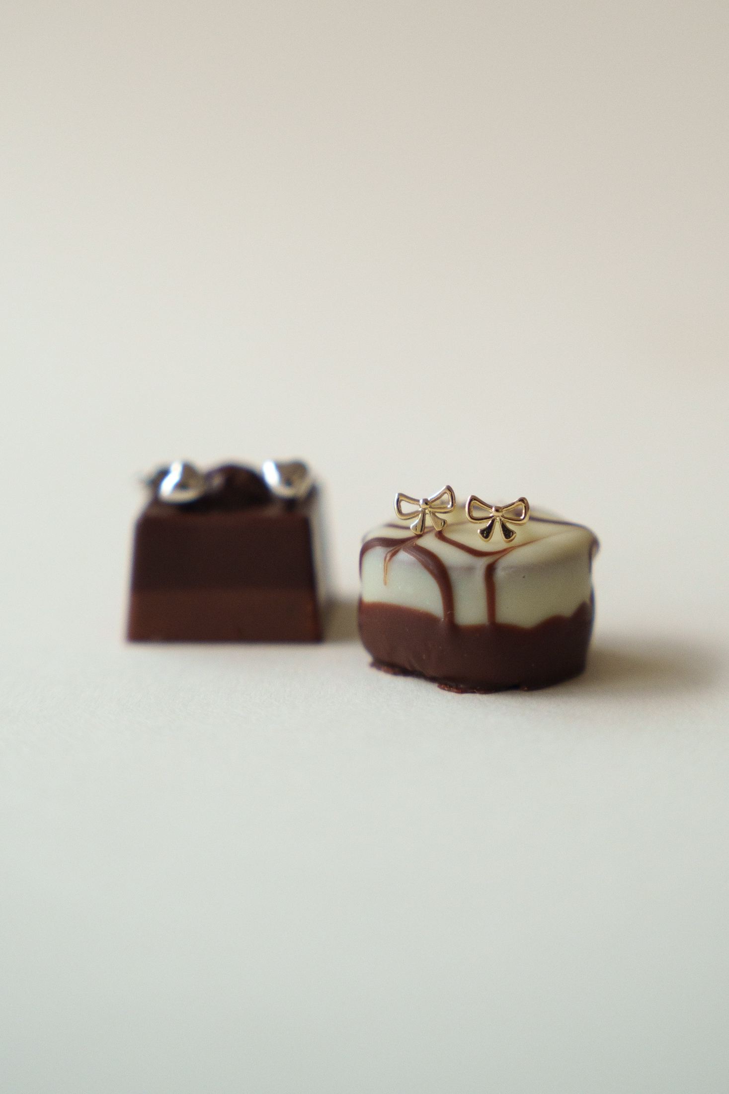 baby bow stud boops-jewelry