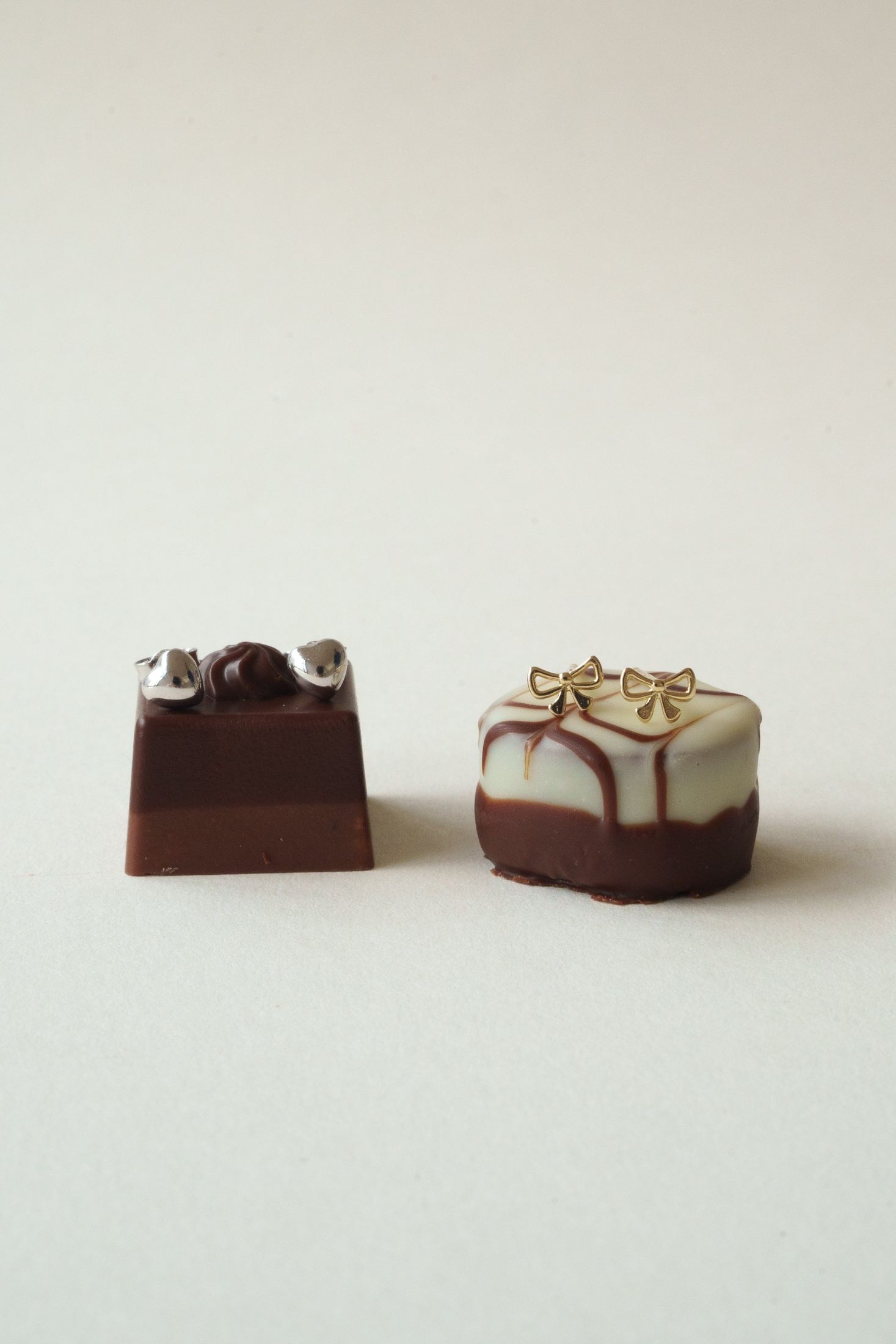 baby bow stud boops-jewelry