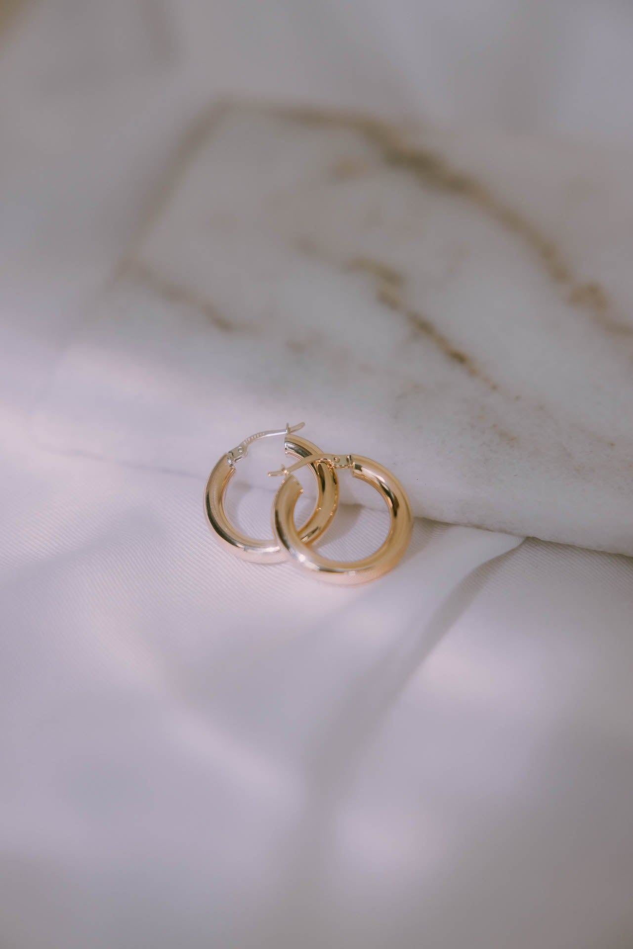 bold hoops medium boops-jewelry