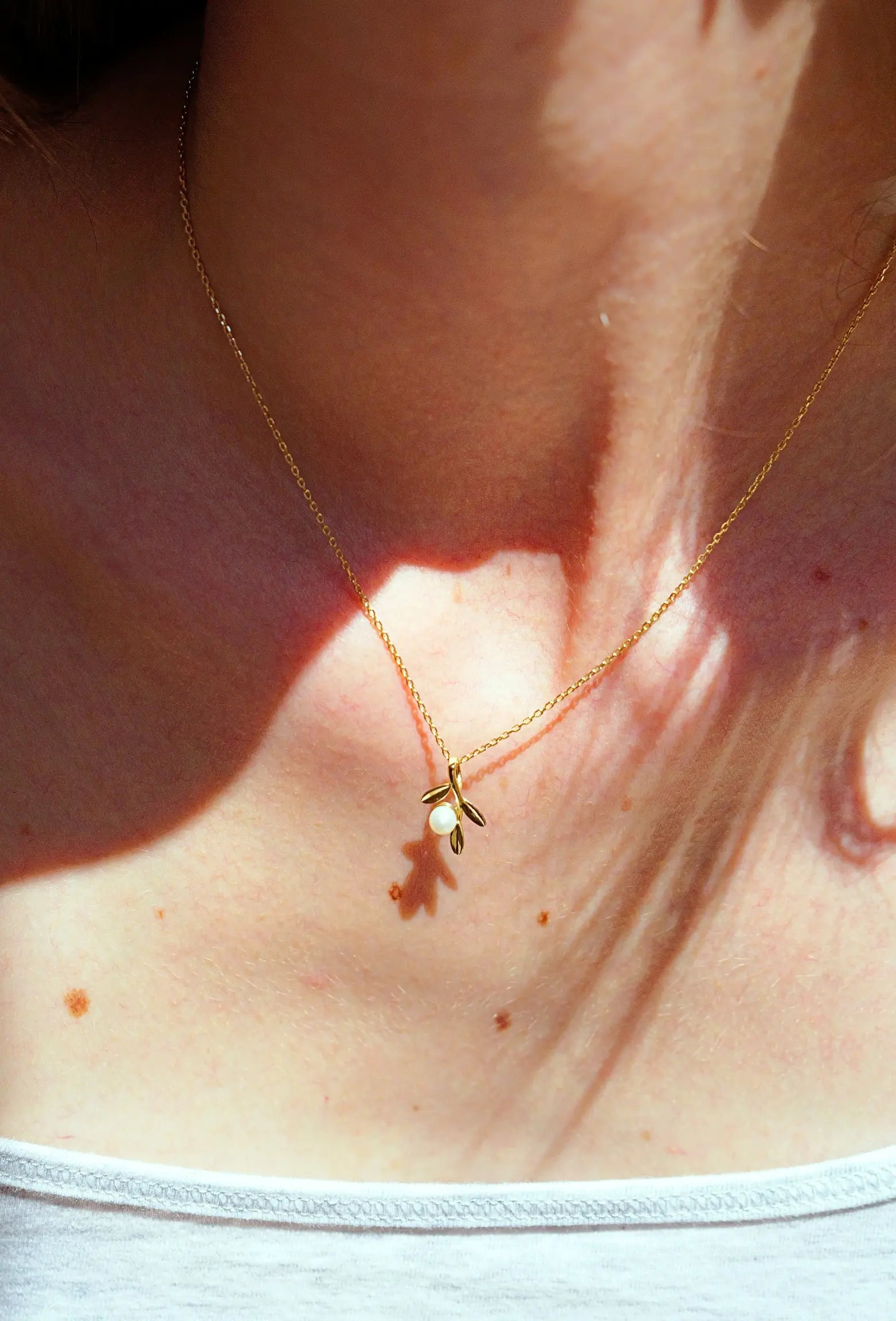 fiora chain