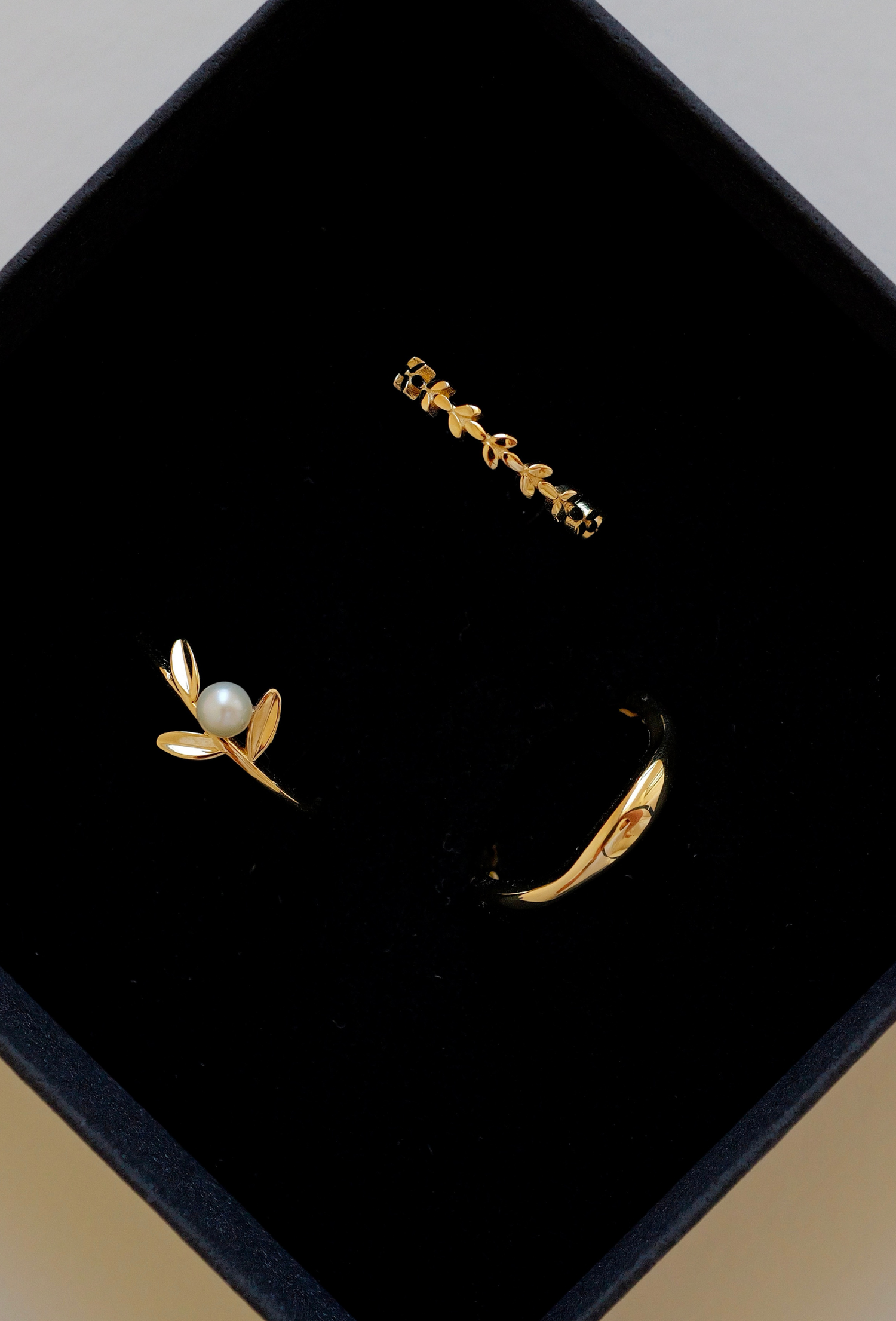 fiora ring