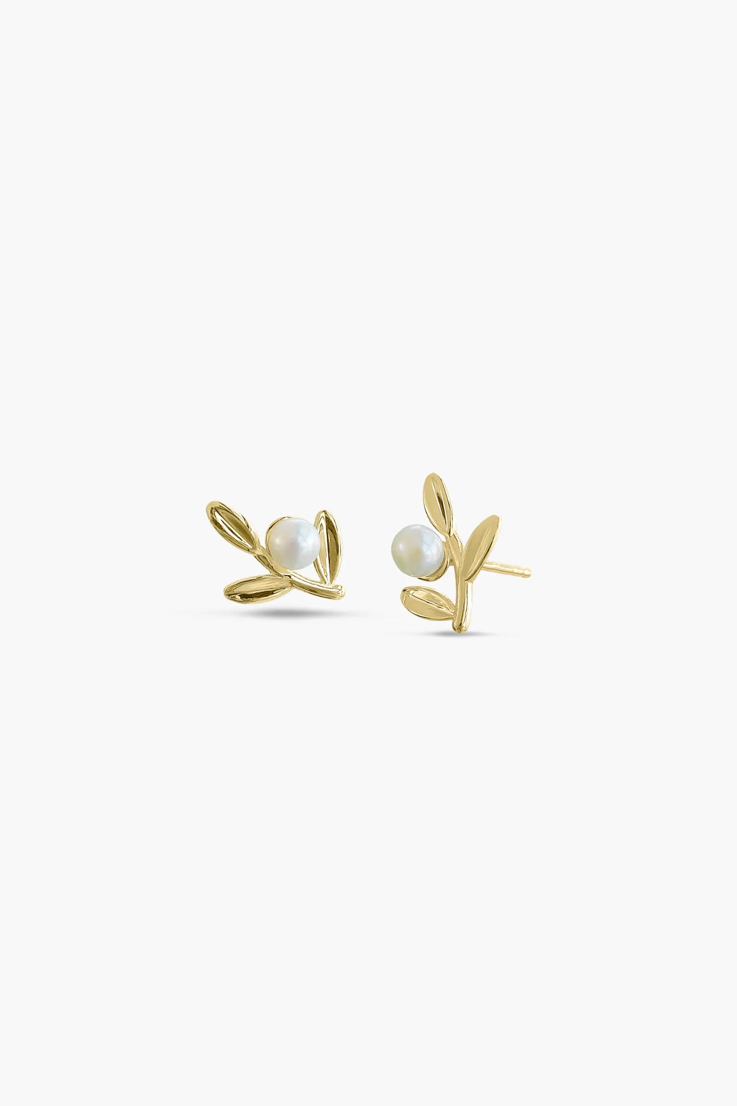 fiora studs
